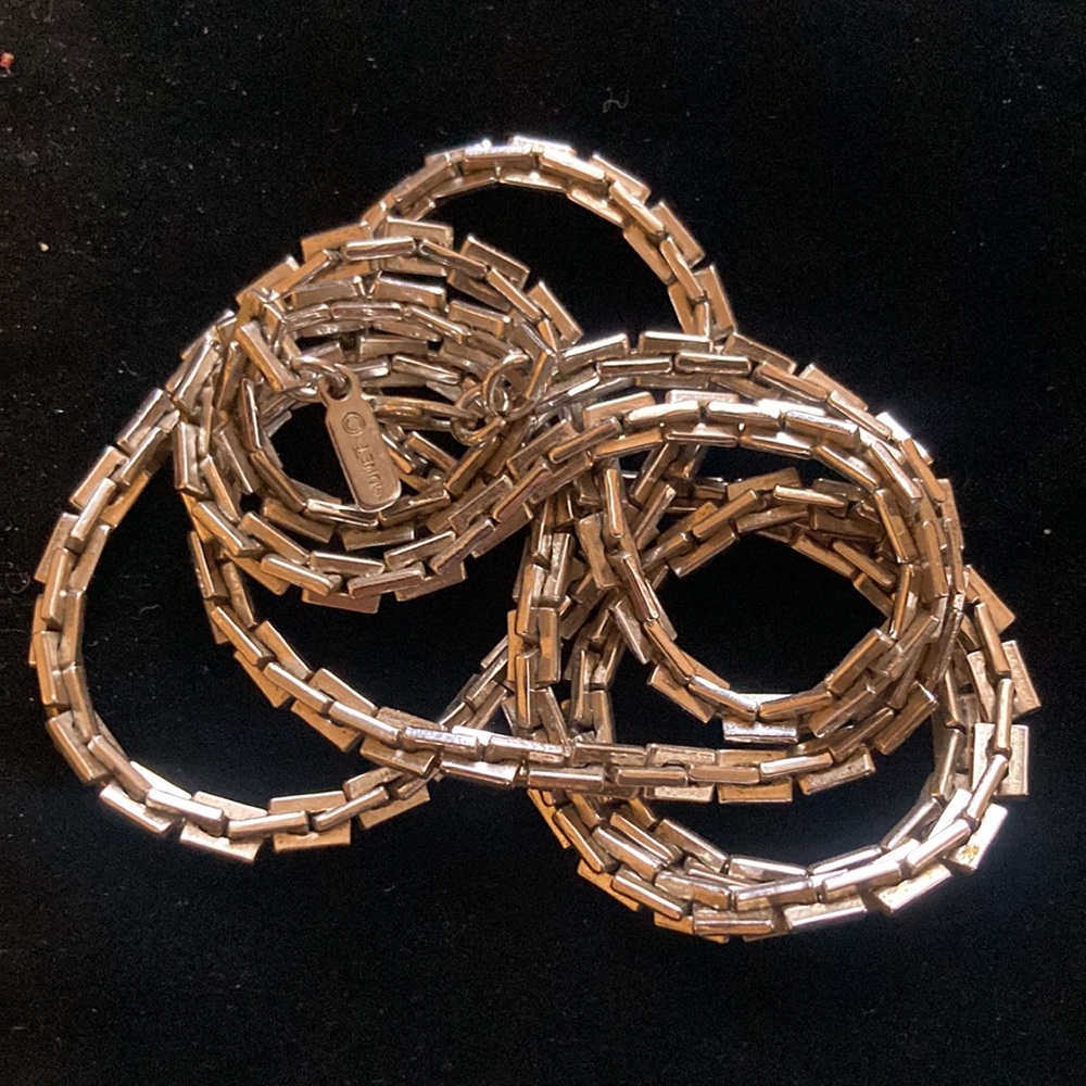Vintage Monet slinky box style links 30”